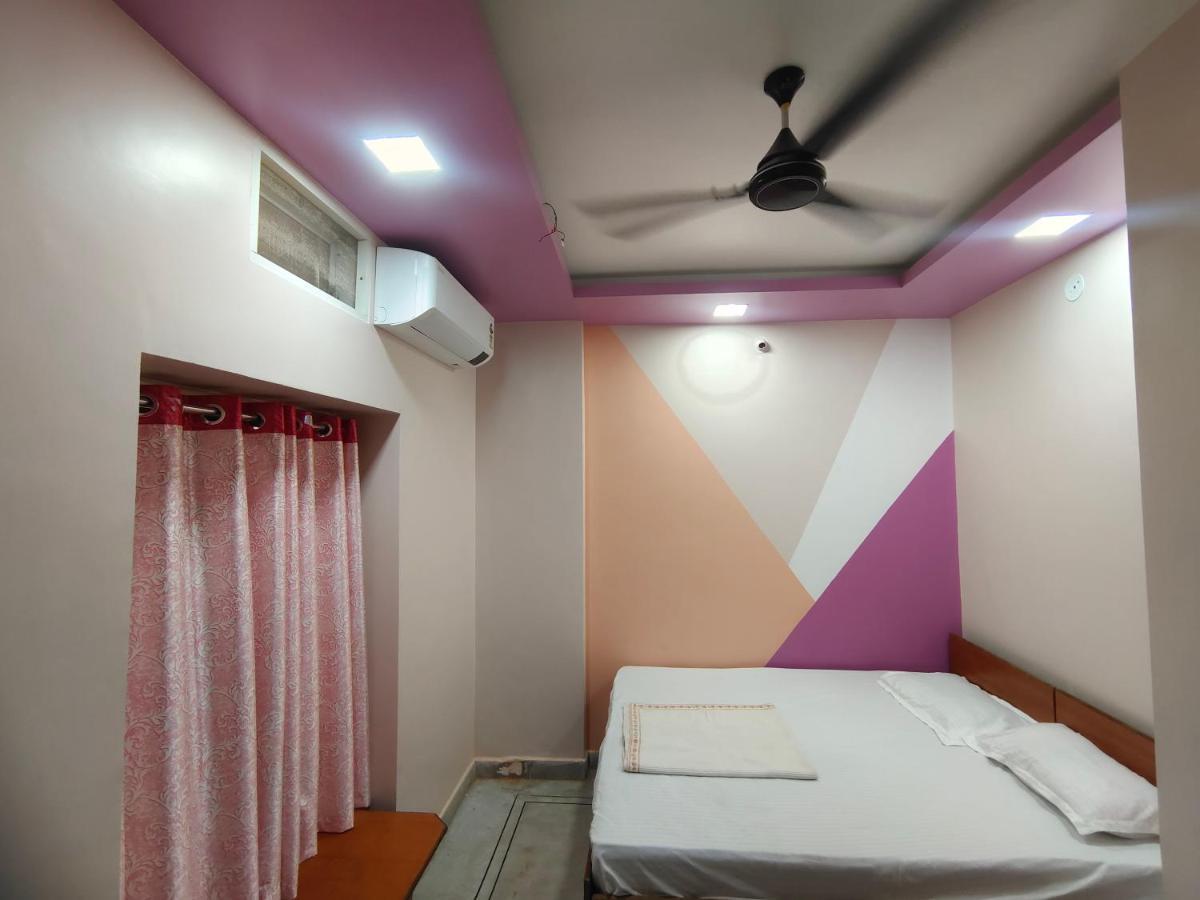 Hotel Anjali Ujjain Ngoại thất bức ảnh