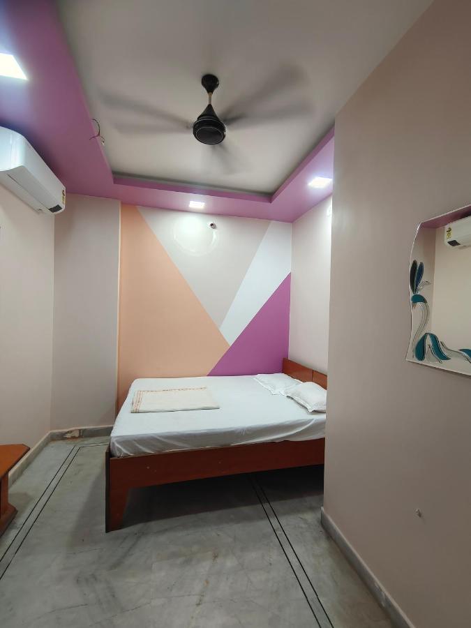 Hotel Anjali Ujjain Ngoại thất bức ảnh