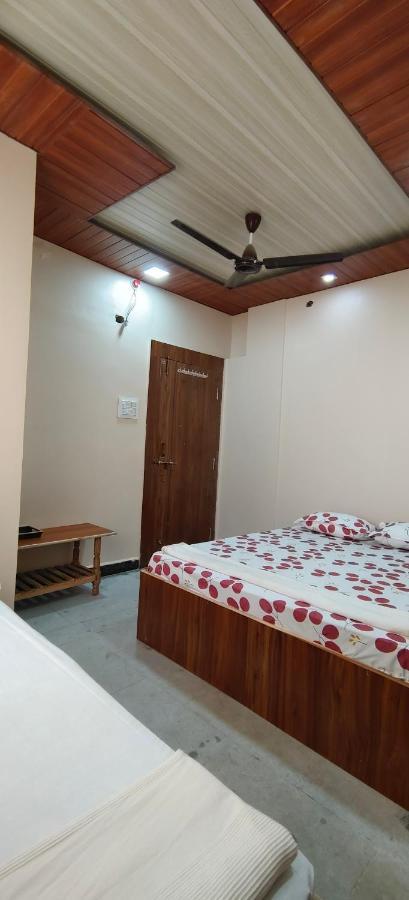 Hotel Anjali Ujjain Ngoại thất bức ảnh
