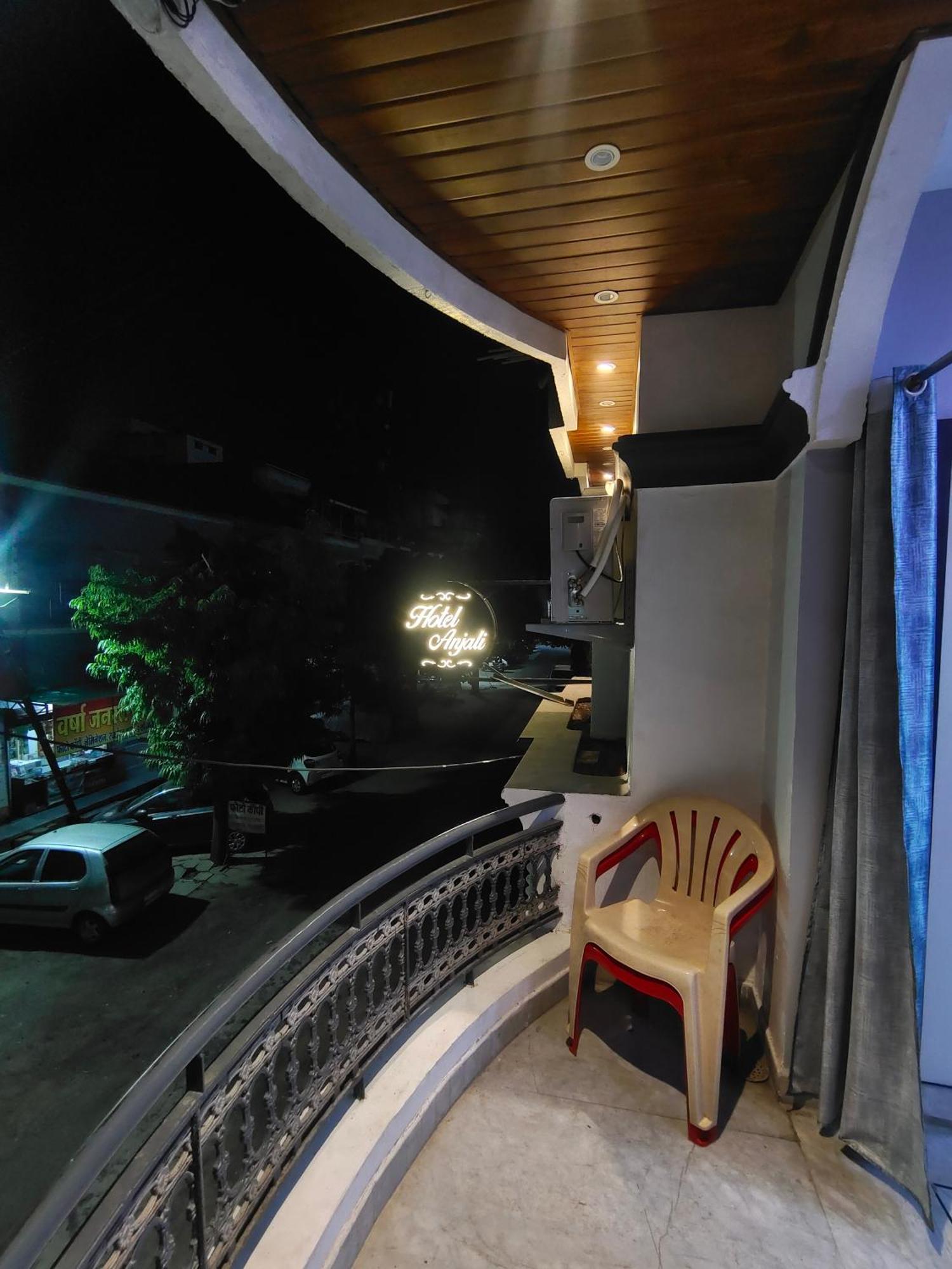 Hotel Anjali Ujjain Ngoại thất bức ảnh
