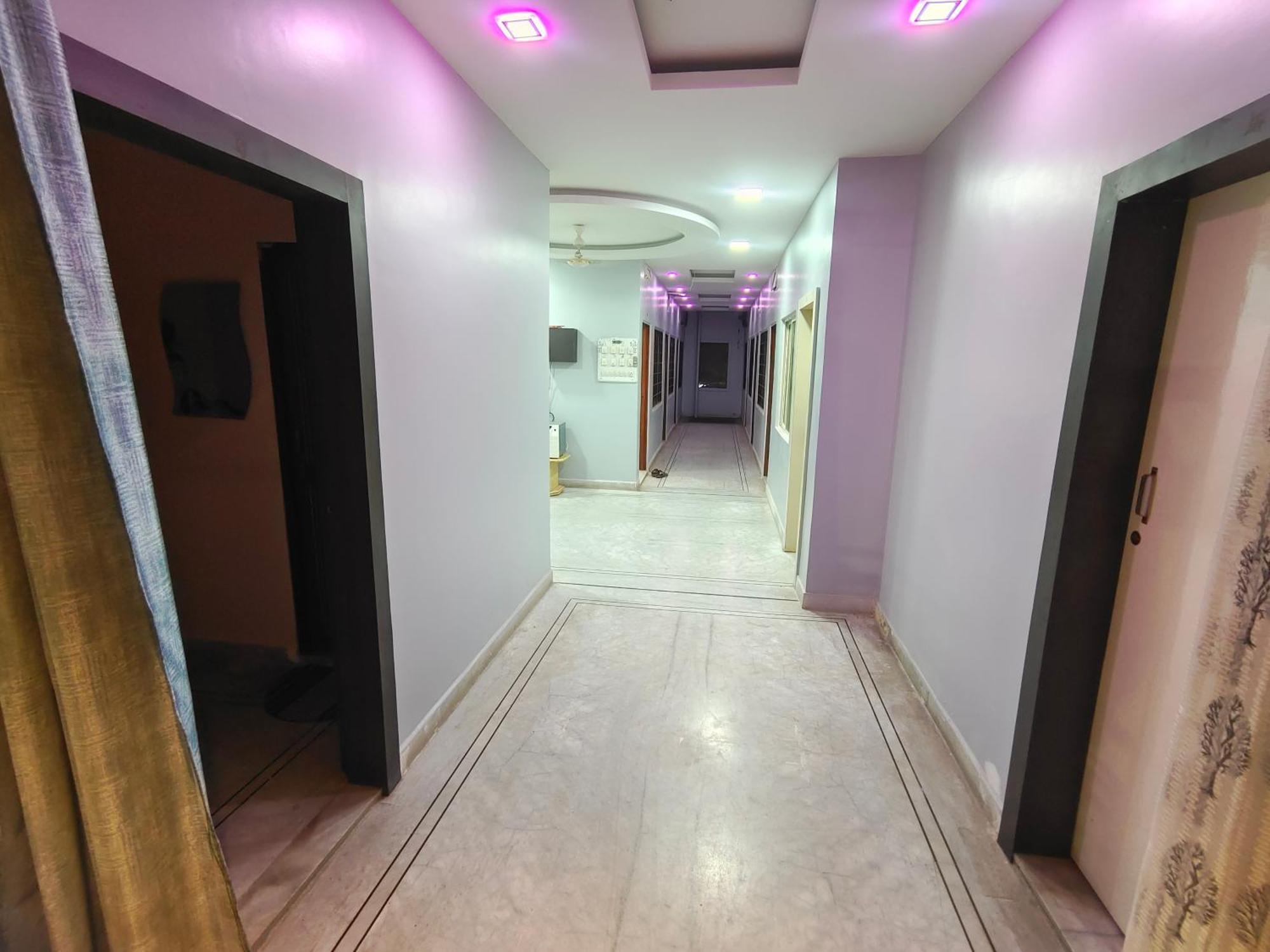 Hotel Anjali Ujjain Ngoại thất bức ảnh